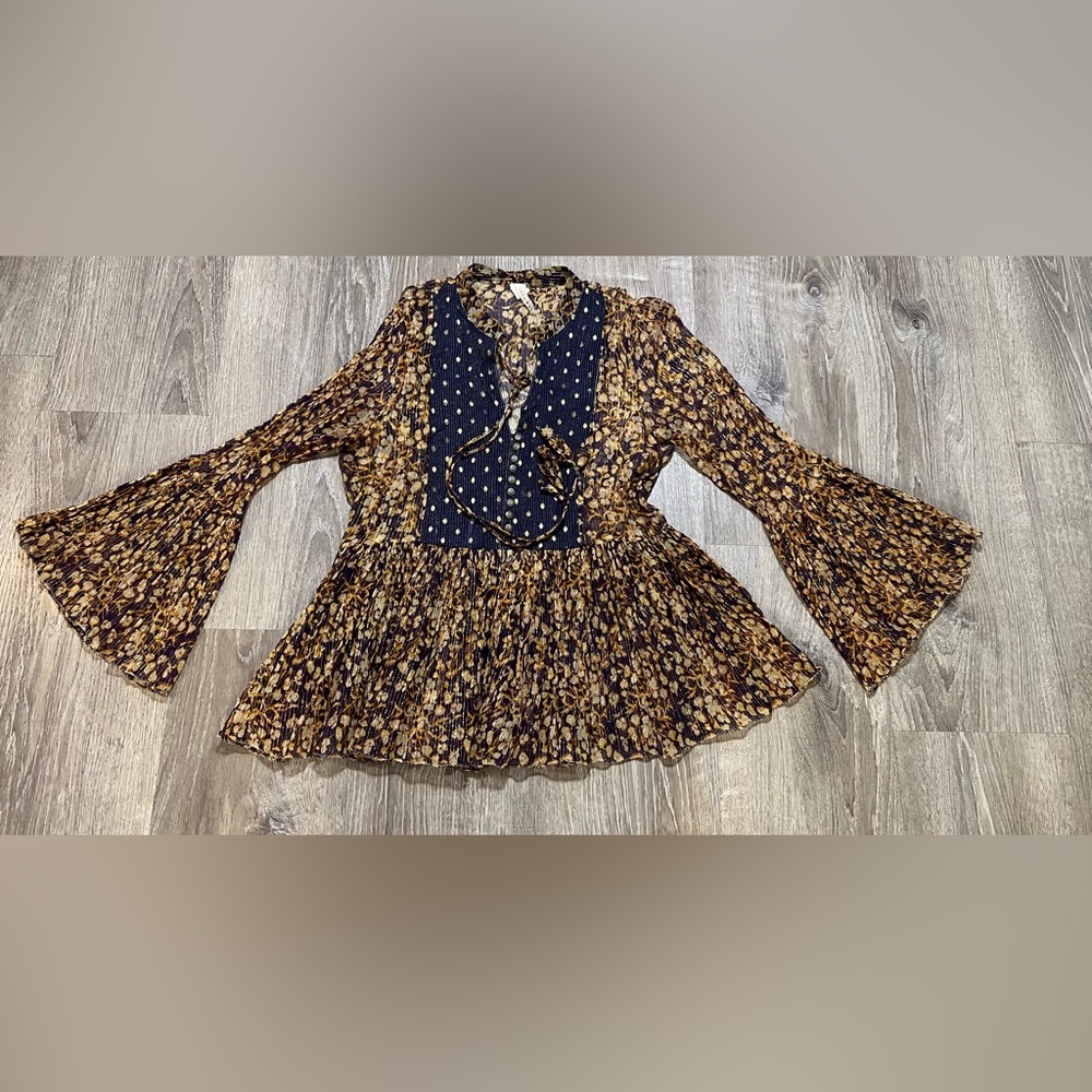 Anthropologie Raga metallic thread boho top